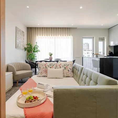 & Stylish By Hostwise Daire