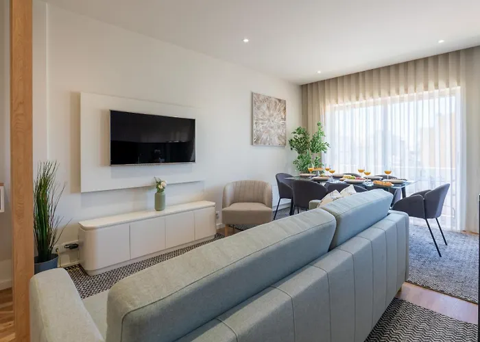 Daire & Stylish By Hostwise