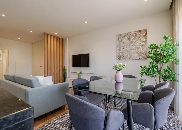 & Stylish By Hostwise Daire