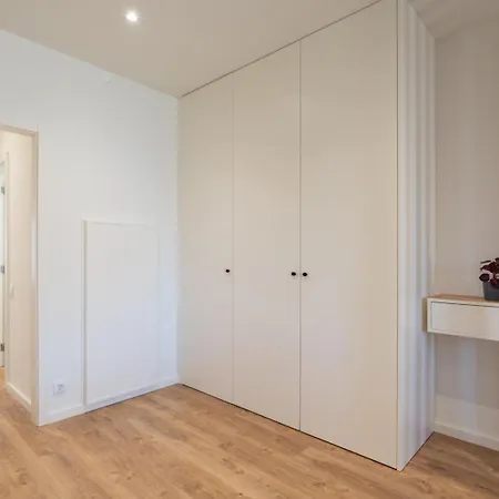 & Stylish By Hostwise Porto