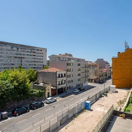 דירה & Stylish By Hostwise *