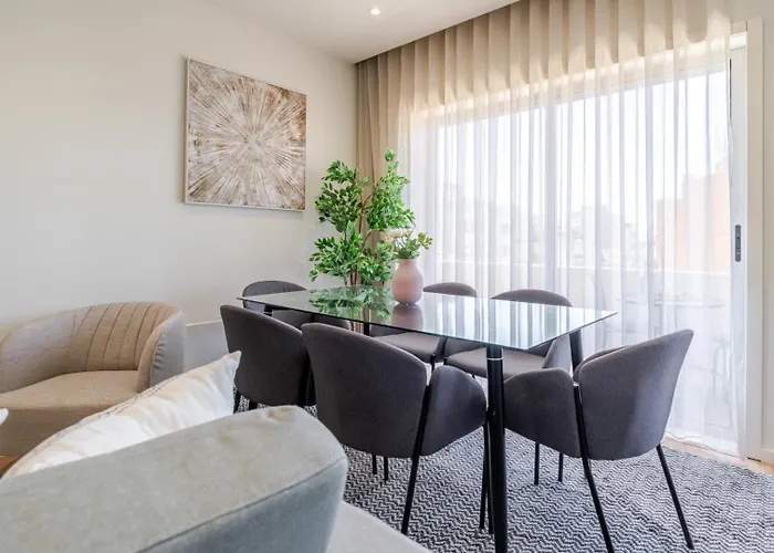 & Stylish By Hostwise *