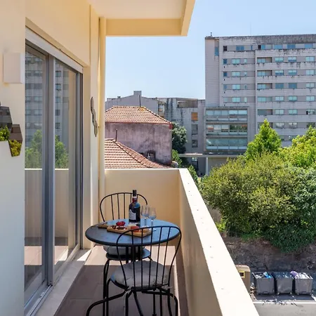 & Stylish By Hostwise Oporto