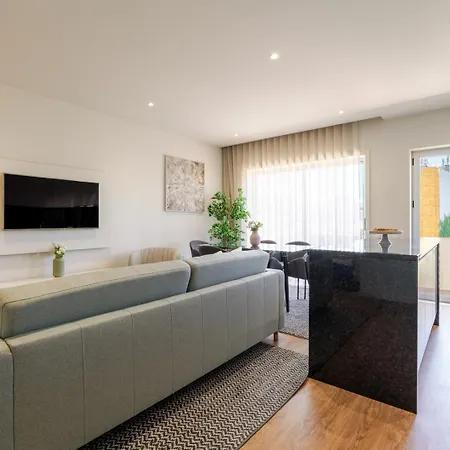 & Stylish By Hostwise Lägenhet Oporto