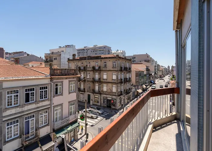 & Stylish By Hostwise Lägenhet